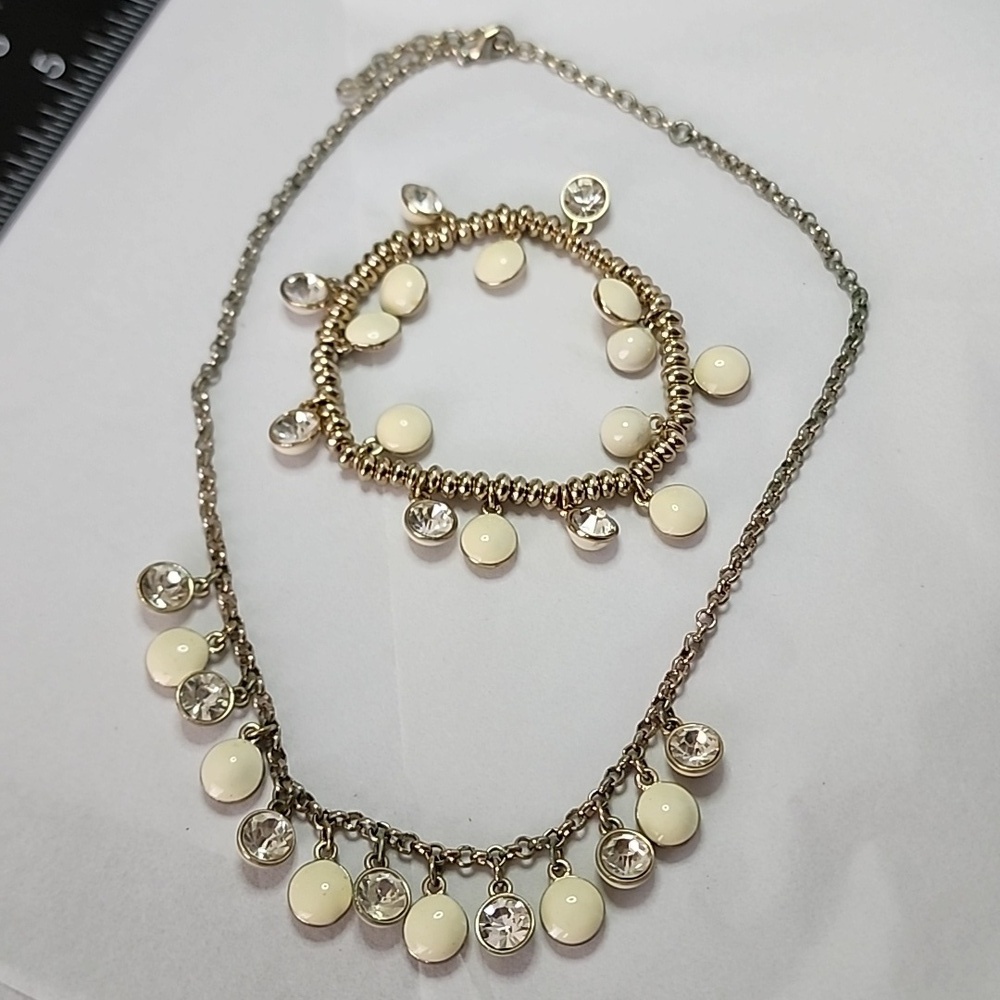Bracelet Necklace Set PreLoved 18 Inches